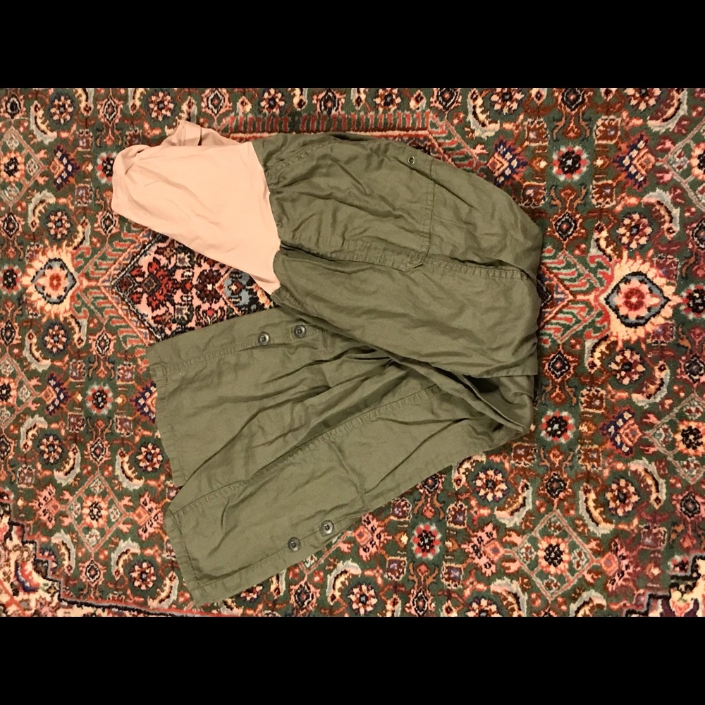 Motherhood cargos size large